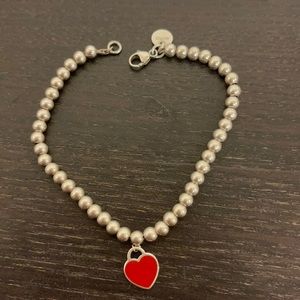 TIFFANY & CO red heart bead bracelet size M